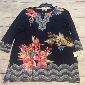 New JM Collection Floral Navy Tunic with Pink and Blue Accents